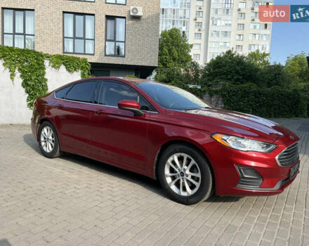 Форд Фьюжен 2019 у Рівному на Automoto.ua Червоний Форд Фьюжен, об'ємом двигуна 1.5 л та пробігом 86 тис. км за 14699 $, фото 3 на Automoto.ua