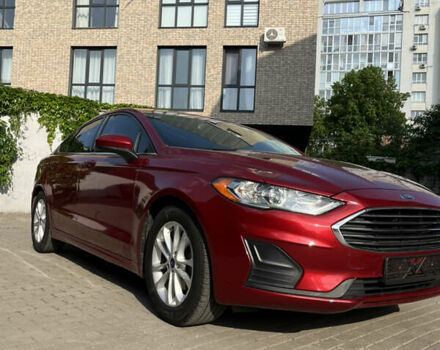 Форд Фьюжен 2019 у Рівному на Automoto.ua Червоний Форд Фьюжен, об'ємом двигуна 1.5 л та пробігом 86 тис. км за 14699 $, фото 2 на Automoto.ua