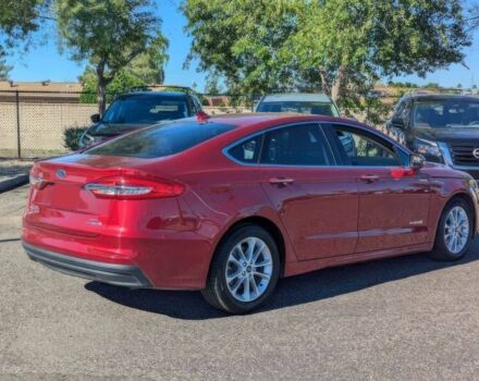 Красный Форд Фьюжн, объемом двигателя 2 л и пробегом 34 тыс. км за 11900 $, фото 7 на Automoto.ua