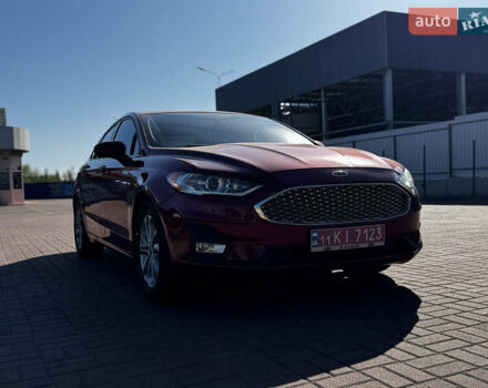 Форд Фьюжн 2020 в Полтаве на Automoto.ua Красный Форд Фьюжн, объемом двигателя 1.5 л и пробегом 185 тыс. км за 15600 $, фото 5 на Automoto.ua
