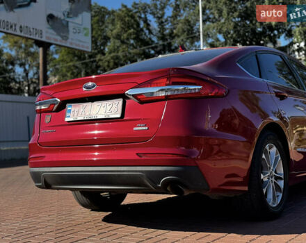 Форд Фьюжн 2020 в Полтаве на Automoto.ua Красный Форд Фьюжн, объемом двигателя 1.5 л и пробегом 185 тыс. км за 15600 $, фото 12 на Automoto.ua