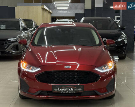 Красный Форд Фьюжн, объемом двигателя 2.49 л и пробегом 126 тыс. км за 14999 $, фото 2 на Automoto.ua