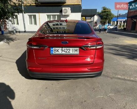 Красный Форд Фьюжн, объемом двигателя 2 л и пробегом 57 тыс. км за 15200 $, фото 3 на Automoto.ua