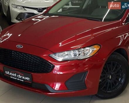 Форд Фьюжн 2020 в Николаеве на Automoto.ua Красный Форд Фьюжн, объемом двигателя 2.49 л и пробегом 126 тыс. км за 15969 $, фото 1 на Automoto.ua