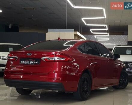 Форд Фьюжн 2020 в Николаеве на Automoto.ua Красный Форд Фьюжн, объемом двигателя 2.49 л и пробегом 126 тыс. км за 15969 $, фото 6 на Automoto.ua