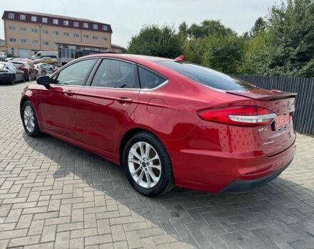 Форд Фьюжн 2020 в Луцке на Automoto.ua Красный Форд Фьюжн, объемом двигателя 1.5 л и пробегом 98 тыс. км за 9900 $, фото 2 на Automoto.ua