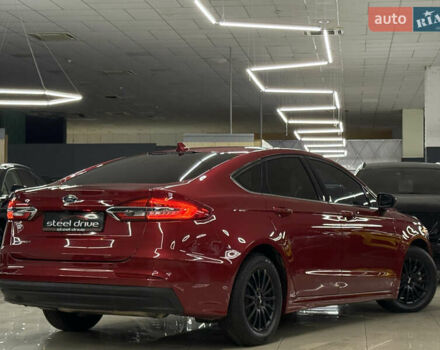 Красный Форд Фьюжн, объемом двигателя 2.49 л и пробегом 126 тыс. км за 14999 $, фото 7 на Automoto.ua