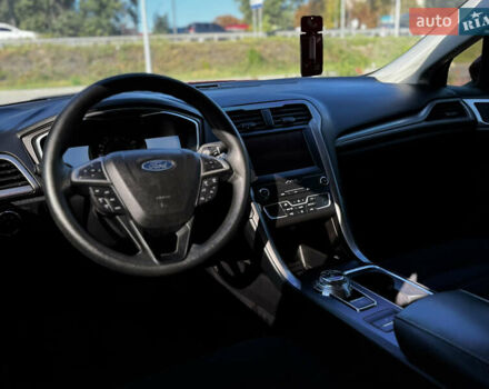 Форд Фьюжн 2020 в Полтаве на Automoto.ua Красный Форд Фьюжн, объемом двигателя 1.5 л и пробегом 185 тыс. км за 15600 $, фото 24 на Automoto.ua