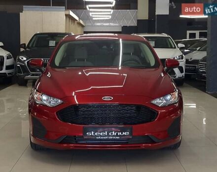 Форд Фьюжн 2020 в Николаеве на Automoto.ua Красный Форд Фьюжн, объемом двигателя 2.49 л и пробегом 126 тыс. км за 15969 $, фото 2 на Automoto.ua