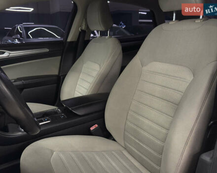 Красный Форд Фьюжн, объемом двигателя 2.49 л и пробегом 126 тыс. км за 14999 $, фото 16 на Automoto.ua