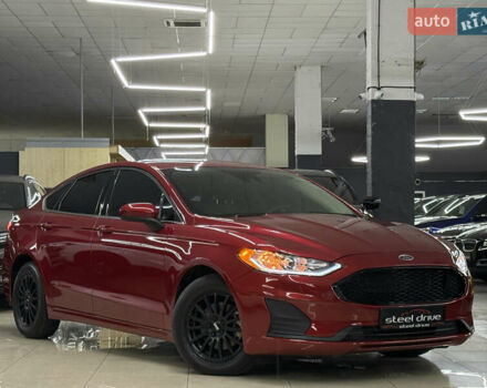 Красный Форд Фьюжн, объемом двигателя 2.49 л и пробегом 126 тыс. км за 14999 $, фото 3 на Automoto.ua