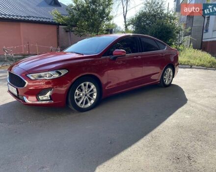 Красный Форд Фьюжн, объемом двигателя 2 л и пробегом 57 тыс. км за 15200 $, фото 4 на Automoto.ua
