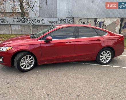 Форд Фьюжн 2020 в Киеве на Automoto.ua Красный Форд Фьюжн, объемом двигателя 2 л и пробегом 53 тыс. км за 19300 $, фото 4 на Automoto.ua
