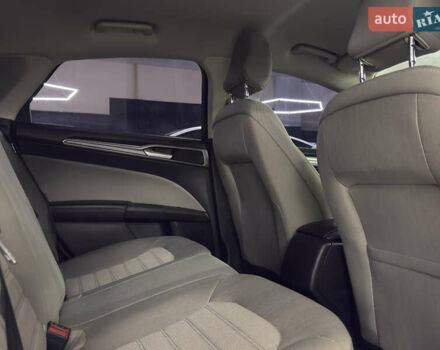 Красный Форд Фьюжн, объемом двигателя 2.49 л и пробегом 126 тыс. км за 14999 $, фото 21 на Automoto.ua