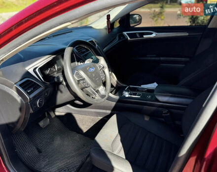 Форд Фьюжн 2020 в Полтаве на Automoto.ua Красный Форд Фьюжн, объемом двигателя 1.5 л и пробегом 185 тыс. км за 15600 $, фото 18 на Automoto.ua