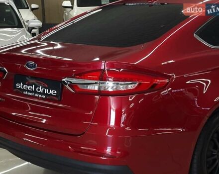 Форд Фьюжн 2020 в Николаеве на Automoto.ua Красный Форд Фьюжн, объемом двигателя 2.49 л и пробегом 126 тыс. км за 15969 $, фото 7 на Automoto.ua