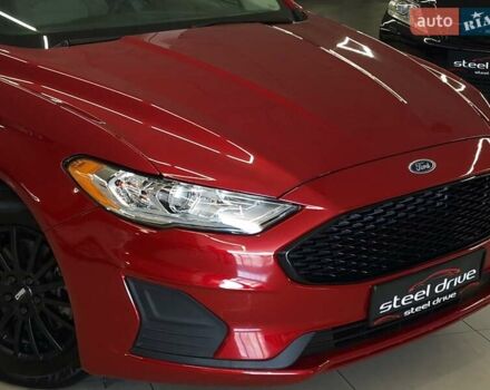 Форд Фьюжн 2020 в Николаеве на Automoto.ua Красный Форд Фьюжн, объемом двигателя 2.49 л и пробегом 126 тыс. км за 15969 $, фото 4 на Automoto.ua