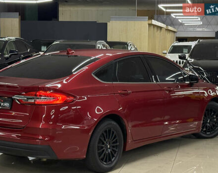 Красный Форд Фьюжн, объемом двигателя 2.49 л и пробегом 126 тыс. км за 14999 $, фото 8 на Automoto.ua