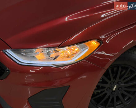 Красный Форд Фьюжн, объемом двигателя 2.49 л и пробегом 126 тыс. км за 14999 $, фото 1 на Automoto.ua