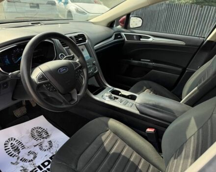 Форд Фьюжн 2020 в Луцке на Automoto.ua Красный Форд Фьюжн, объемом двигателя 1.5 л и пробегом 98 тыс. км за 9900 $, фото 4 на Automoto.ua