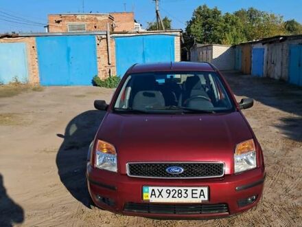 Форд Фьюжн 2003 в Харькове на Automoto.ua Красный Форд Фьюжн, объемом двигателя 1.6 л и пробегом 235 тыс. км за 4000 $, фото 1 на Automoto.ua