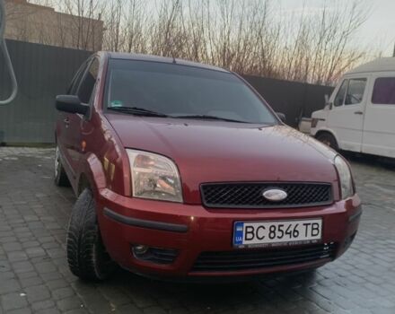 Красный Форд Фьюжн, объемом двигателя 1.4 л и пробегом 280 тыс. км за 3800 $, фото 1 на Automoto.ua