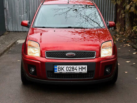 Червоний Форд Фьюжен, об'ємом двигуна 1.4 л та пробігом 219 тис. км за 5150 $, фото 1 на Automoto.ua