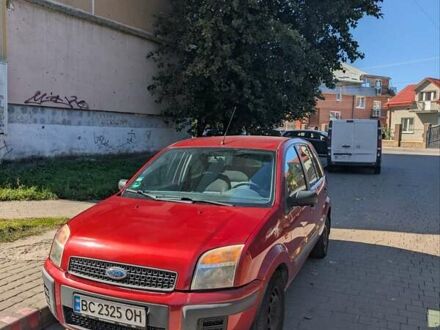 Червоний Форд Фьюжен, об'ємом двигуна 1.39 л та пробігом 246 тис. км за 4600 $, фото 1 на Automoto.ua