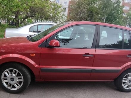 Форд Фьюжен 2007 у Черкасах на Automoto.ua Червоний Форд Фьюжен, об'ємом двигуна 0 л та пробігом 100 тис. км за 5500 $, фото 1 на Automoto.ua