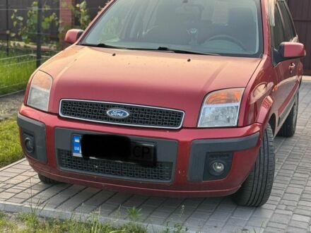 Форд Фьюжен 2008 у Обухове на Automoto.ua Червоний Форд Фьюжен, об'ємом двигуна 1.6 л та пробігом 179 тис. км за 4715 $, фото 1 на Automoto.ua