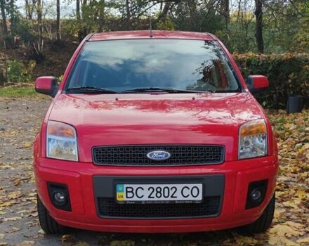 Форд Фьюжен 2011 у Львові на Automoto.ua Червоний Форд Фьюжен, об'ємом двигуна 1.4 л та пробігом 122 тис. км за 4900 $, фото 1 на Automoto.ua