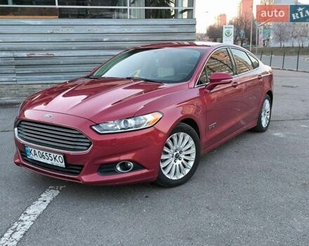 Красный Форд Фьюжн, объемом двигателя 2 л и пробегом 285 тыс. км за 10700 $, фото 1 на Automoto.ua