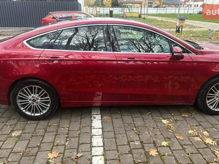 Красный Форд Фьюжн, объемом двигателя 1.5 л и пробегом 193 тыс. км за 9500 $, фото 1 на Automoto.ua