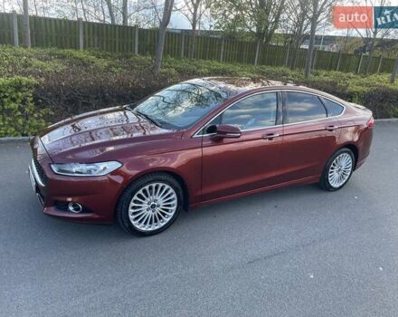 Червоний Форд Фьюжен, об'ємом двигуна 2 л та пробігом 208 тис. км за 10500 $, фото 1 на Automoto.ua