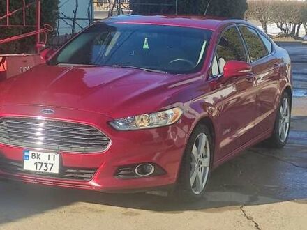 Форд Фьюжн 2013 в Ровно на Automoto.ua Красный Форд Фьюжн, объемом двигателя 2 л и пробегом 254 тыс. км за 12500 $, фото 1 на Automoto.ua