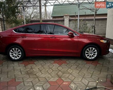 Красный Форд Фьюжн, объемом двигателя 2.49 л и пробегом 86 тыс. км за 10500 $, фото 1 на Automoto.ua