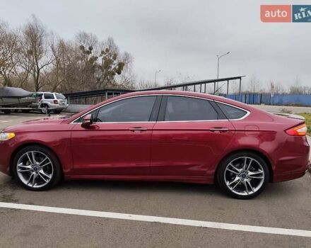 Красный Форд Фьюжн, объемом двигателя 2 л и пробегом 204 тыс. км за 15000 $, фото 1 на Automoto.ua