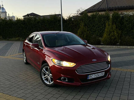 Красный Форд Фьюжн, объемом двигателя 2 л и пробегом 166 тыс. км за 11900 $, фото 1 на Automoto.ua