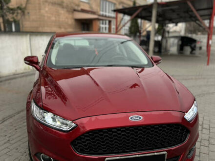 Форд Фьюжн 2014 в Белой Церкве на Automoto.ua Красный Форд Фьюжн, объемом двигателя 2 л и пробегом 270 тыс. км за 10800 $, фото 1 на Automoto.ua