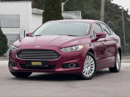 Красный Форд Фьюжн, объемом двигателя 2 л и пробегом 210 тыс. км за 10500 $, фото 1 на Automoto.ua