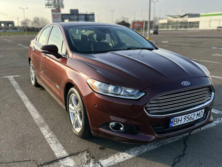 Красный Форд Фьюжн, объемом двигателя 2 л и пробегом 125 тыс. км за 13000 $, фото 1 на Automoto.ua