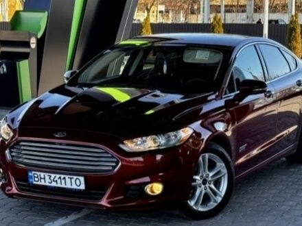 Форд Фьюжн 2015 в Одессе на Automoto.ua Красный Форд Фьюжн, объемом двигателя 2 л и пробегом 200 тыс. км за 11800 $, фото 1 на Automoto.ua