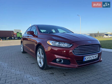 Форд Фьюжн 2015 в Сарнах на Automoto.ua Красный Форд Фьюжн, объемом двигателя 2.49 л и пробегом 162 тыс. км за 8600 $, фото 1 на Automoto.ua