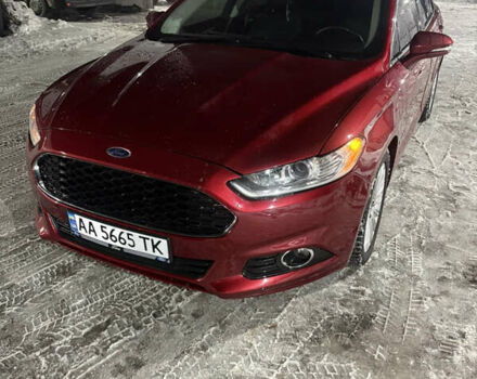 Красный Форд Фьюжн, объемом двигателя 2 л и пробегом 204 тыс. км за 12500 $, фото 1 на Automoto.ua