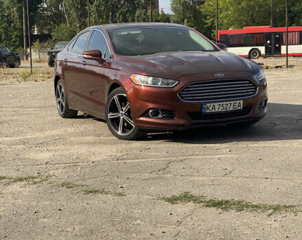 Червоний Форд Фьюжен, об'ємом двигуна 2 л та пробігом 200 тис. км за 11800 $, фото 1 на Automoto.ua