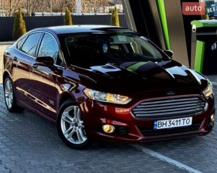 Красный Форд Фьюжн, объемом двигателя 2 л и пробегом 220 тыс. км за 12500 $, фото 1 на Automoto.ua