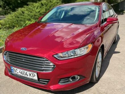 Форд Фьюжн 2015 в Львове на Automoto.ua Красный Форд Фьюжн, объемом двигателя 2 л и пробегом 130 тыс. км за 12599 $, фото 1 на Automoto.ua