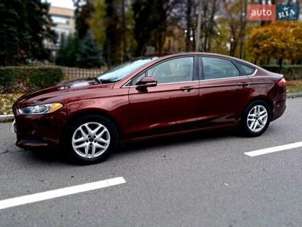 Красный Форд Фьюжн, объемом двигателя 2.5 л и пробегом 191 тыс. км за 8990 $, фото 1 на Automoto.ua