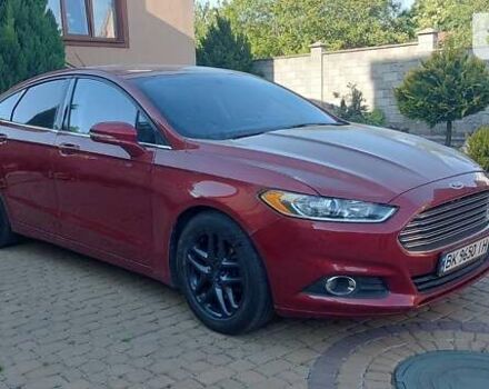 Красный Форд Фьюжн, объемом двигателя 2.5 л и пробегом 208 тыс. км за 9300 $, фото 1 на Automoto.ua