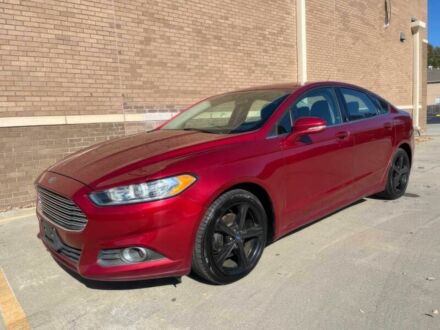 Красный Форд Фьюжн, объемом двигателя 1.5 л и пробегом 72 тыс. км за 5100 $, фото 1 на Automoto.ua